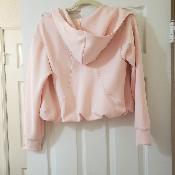 lululemon hr contact